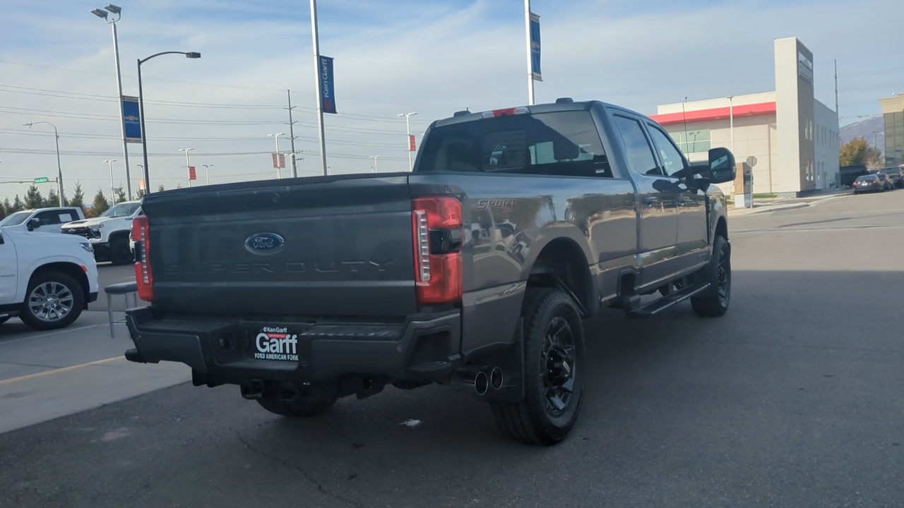 2024 Ford Super Duty F-350 SRW LARIAT 4