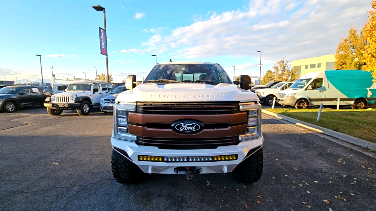 2019 Ford Super Duty F-350 SRW Platinum 25