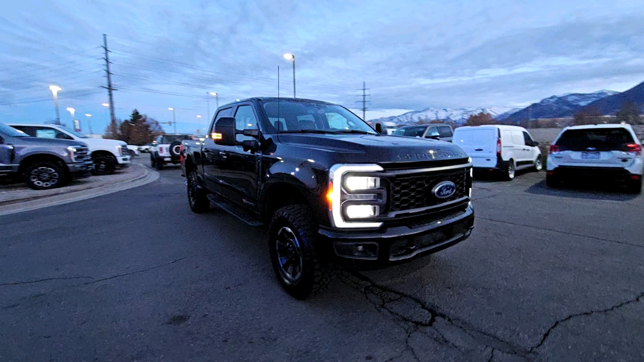 2023 Ford Super Duty F-350 SRW LARIAT 7