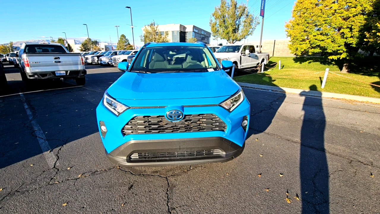 2019 Toyota RAV4 Hybrid XLE 24