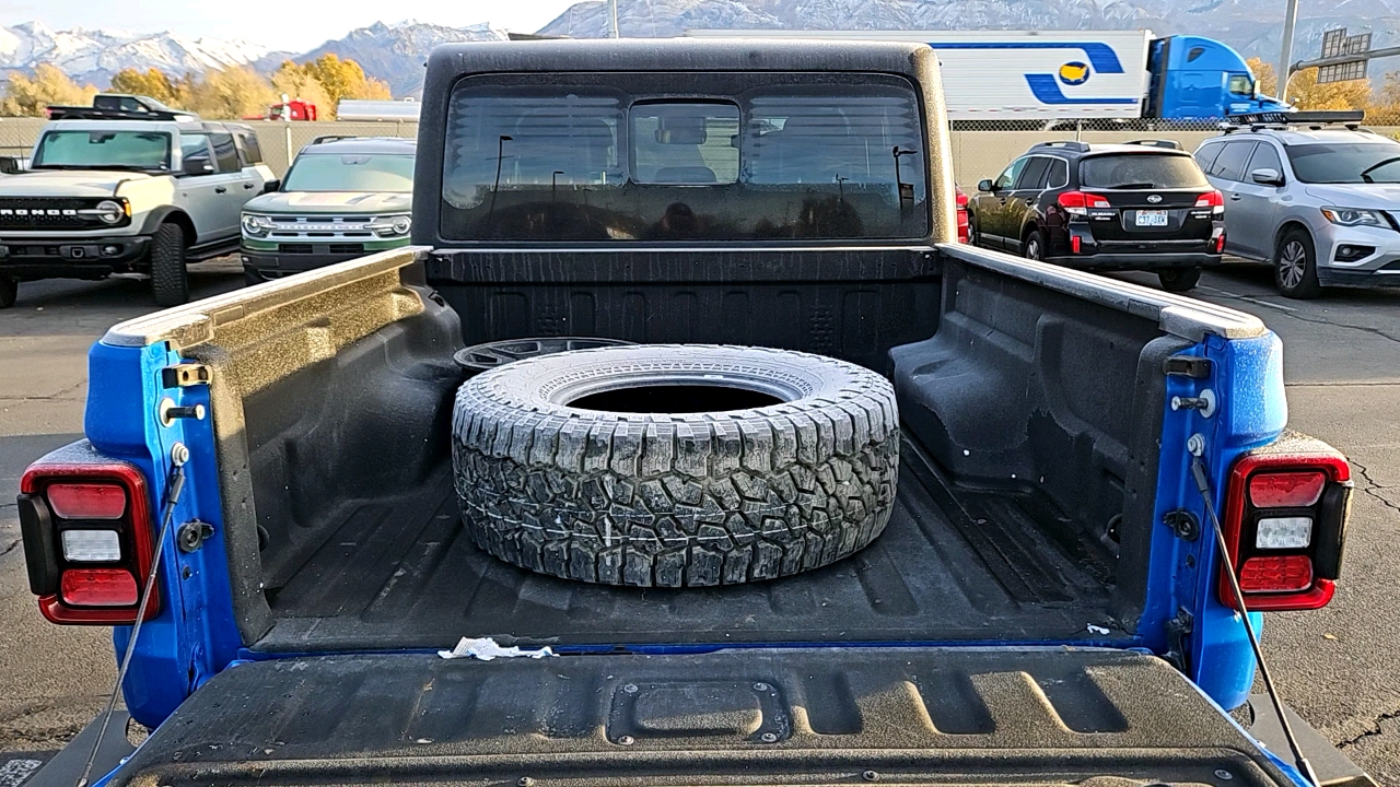 2021 Jeep Gladiator Mojave 25