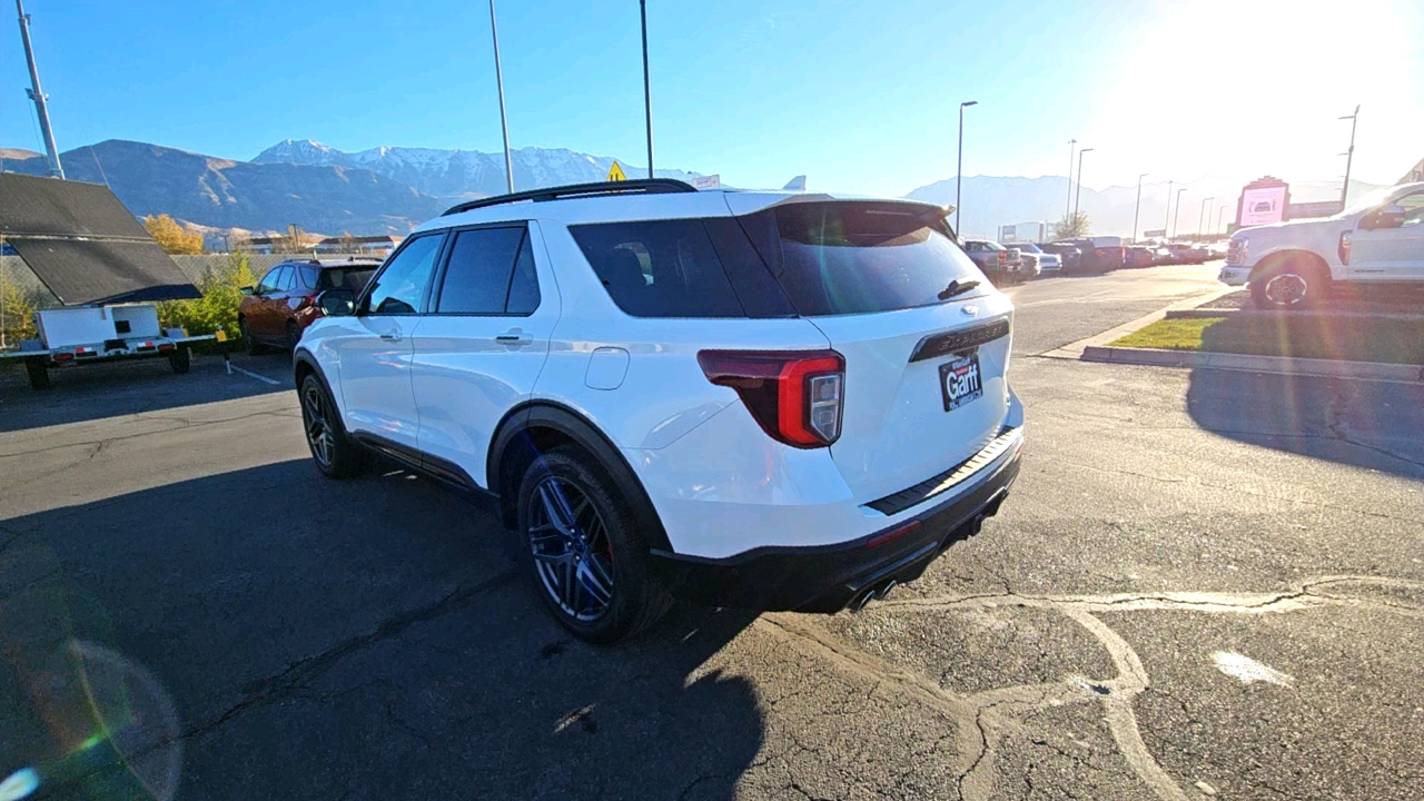 2021 Ford Explorer ST 3