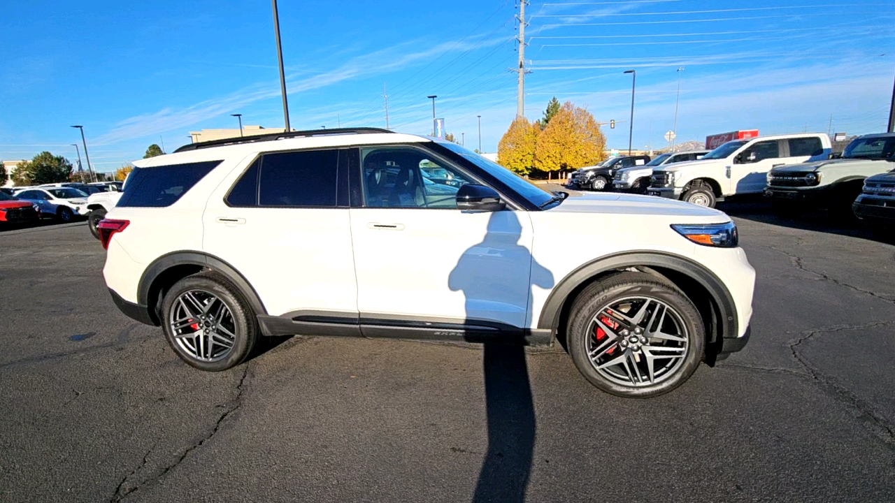 2021 Ford Explorer ST 5