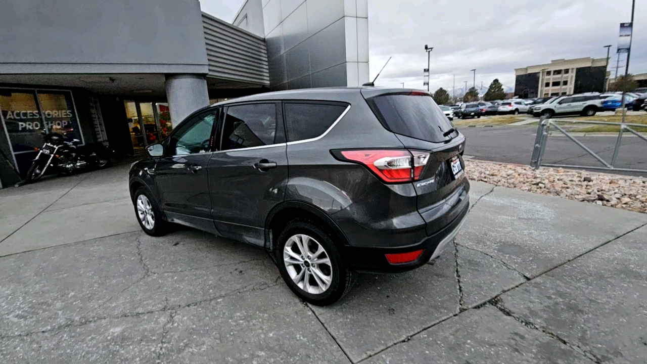 2017 Ford Escape SE 3