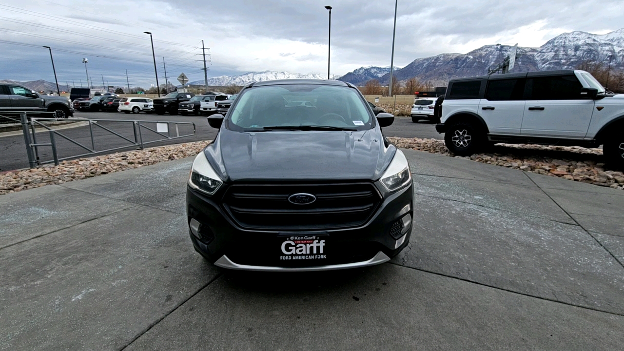 2017 Ford Escape SE 26