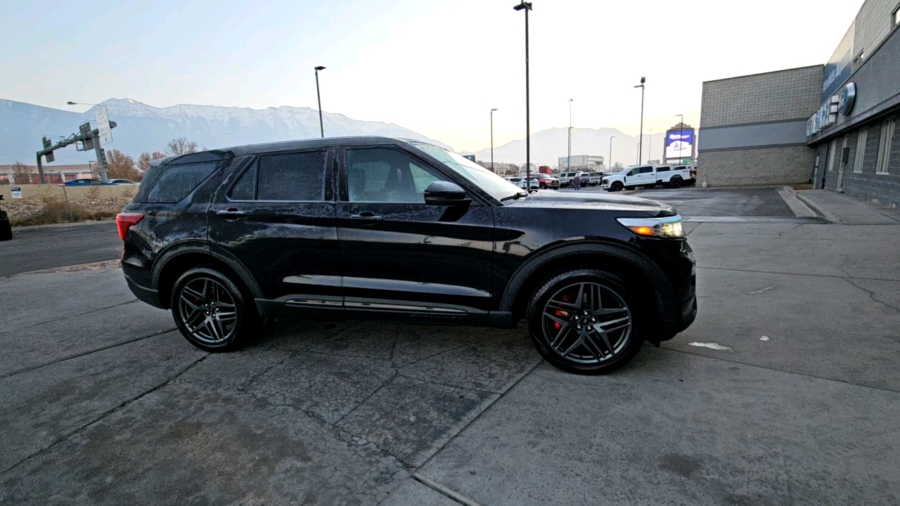 2021 Ford Explorer ST 6