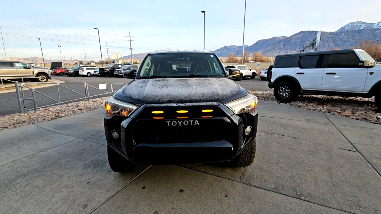 2016 Toyota 4Runner SR5 24