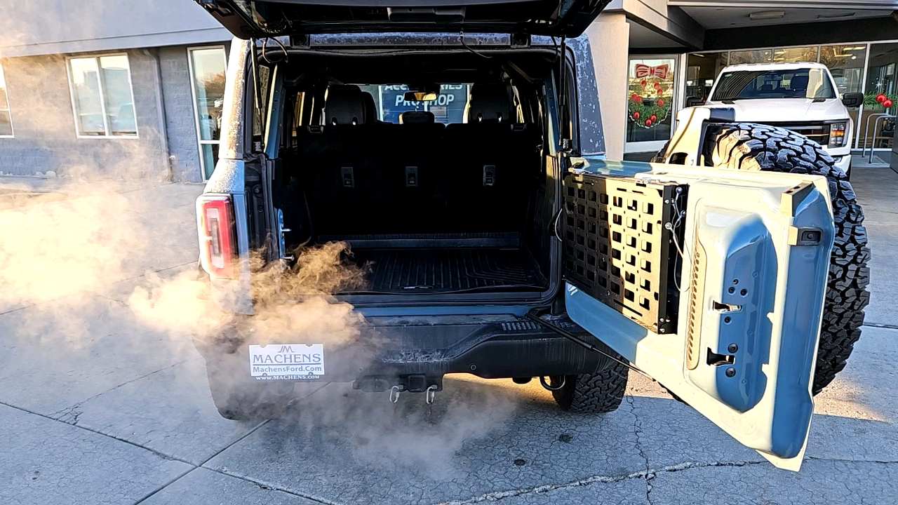 2022 Ford Bronco Badlands 23