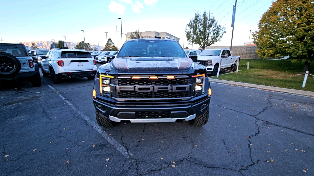 2021 Ford F-150 Raptor 24