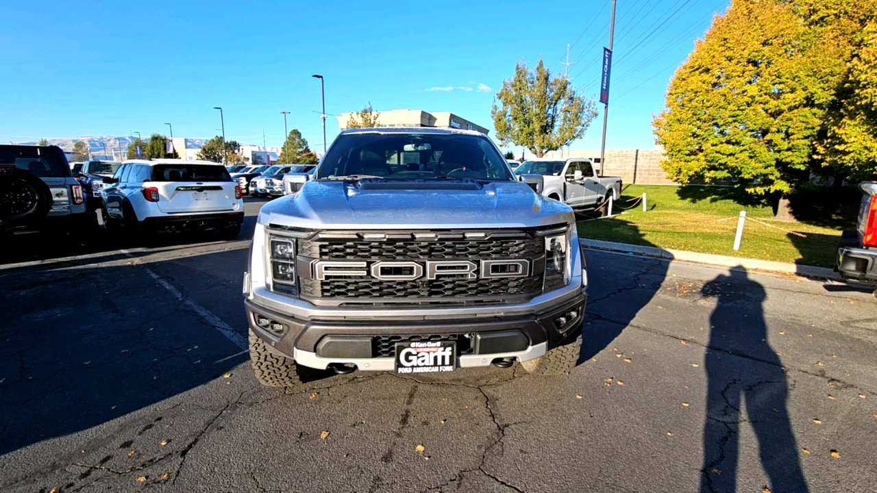 2022 Ford F-150 Raptor 24