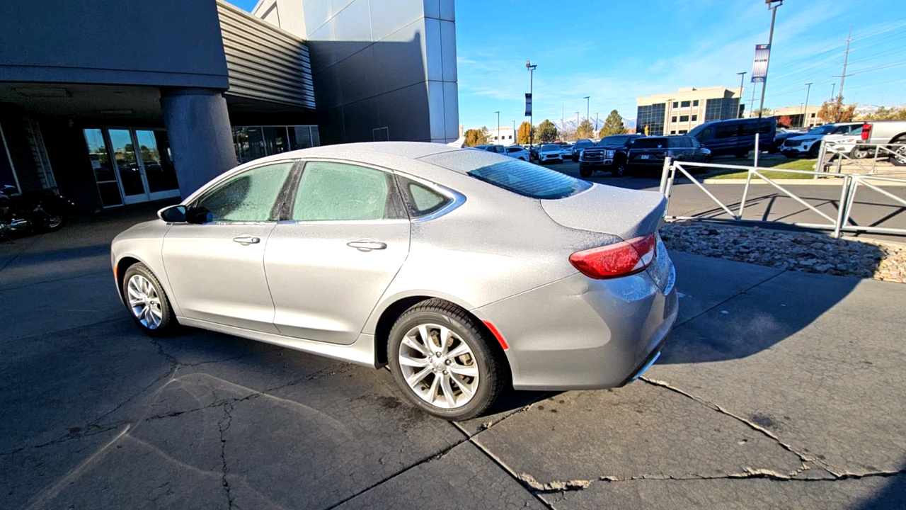 2015 Chrysler 200 C 3