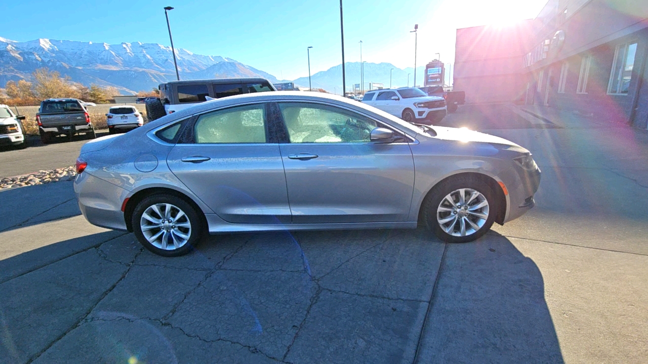 2015 Chrysler 200 C 5