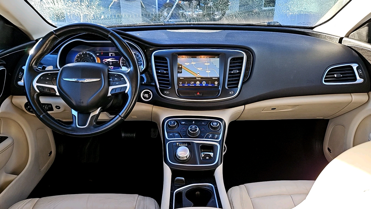 2015 Chrysler 200 C 19