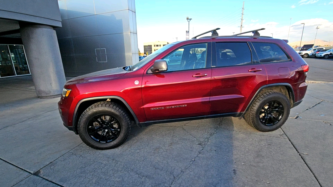 2017 Jeep Grand Cherokee Trailhawk 2