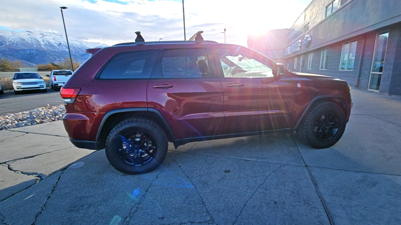 2017 Jeep Grand Cherokee Trailhawk 5