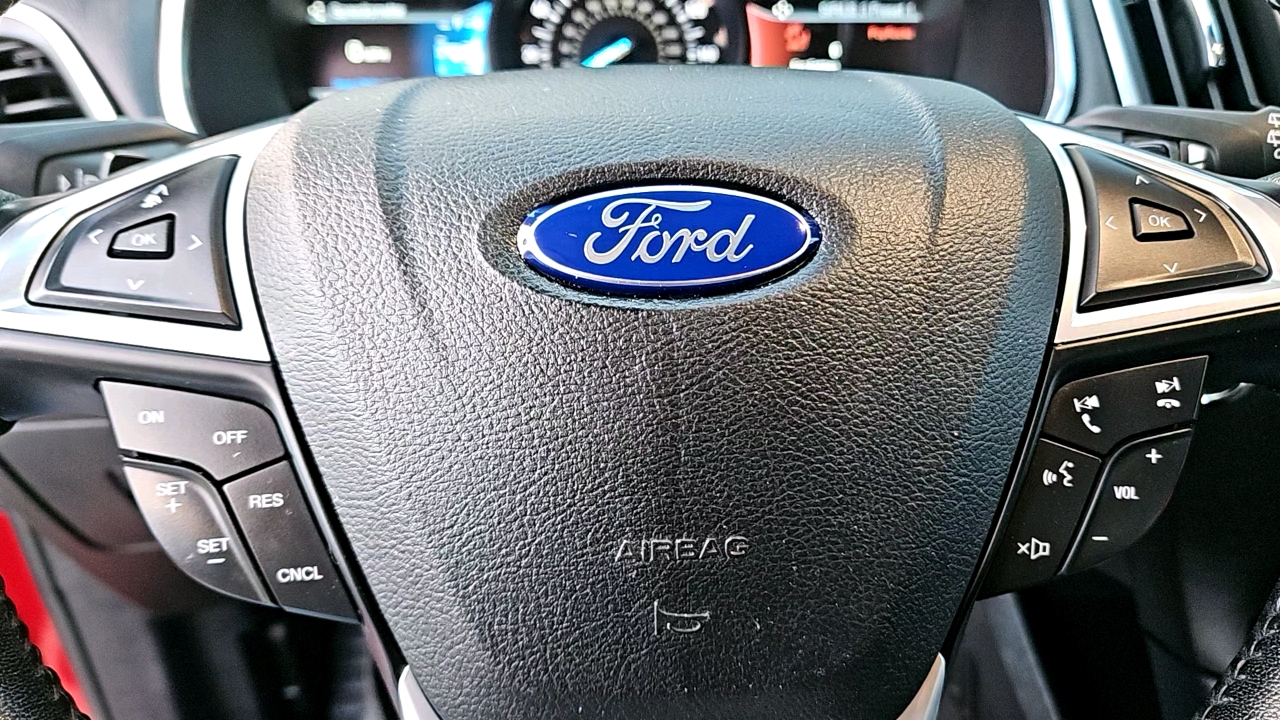 2016 Ford Edge Sport 10