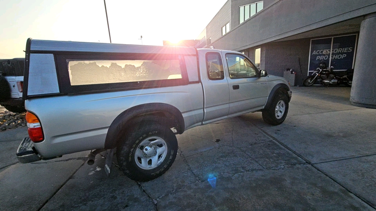 2003 Toyota Tacoma  6