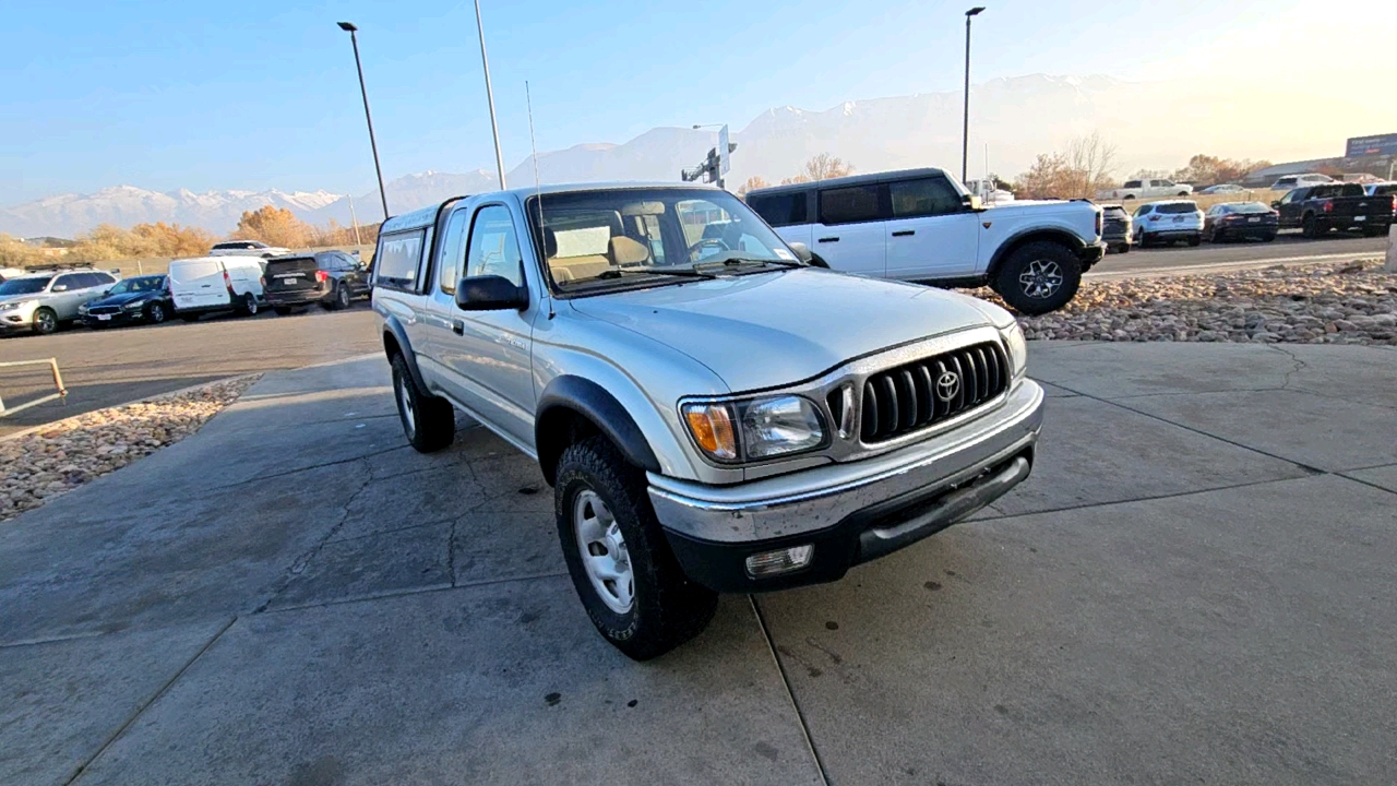 2003 Toyota Tacoma  8