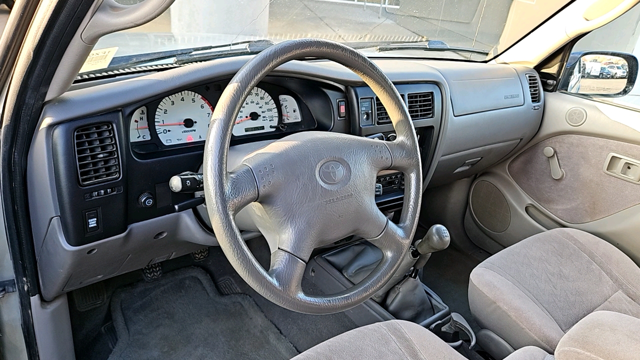 2003 Toyota Tacoma  11