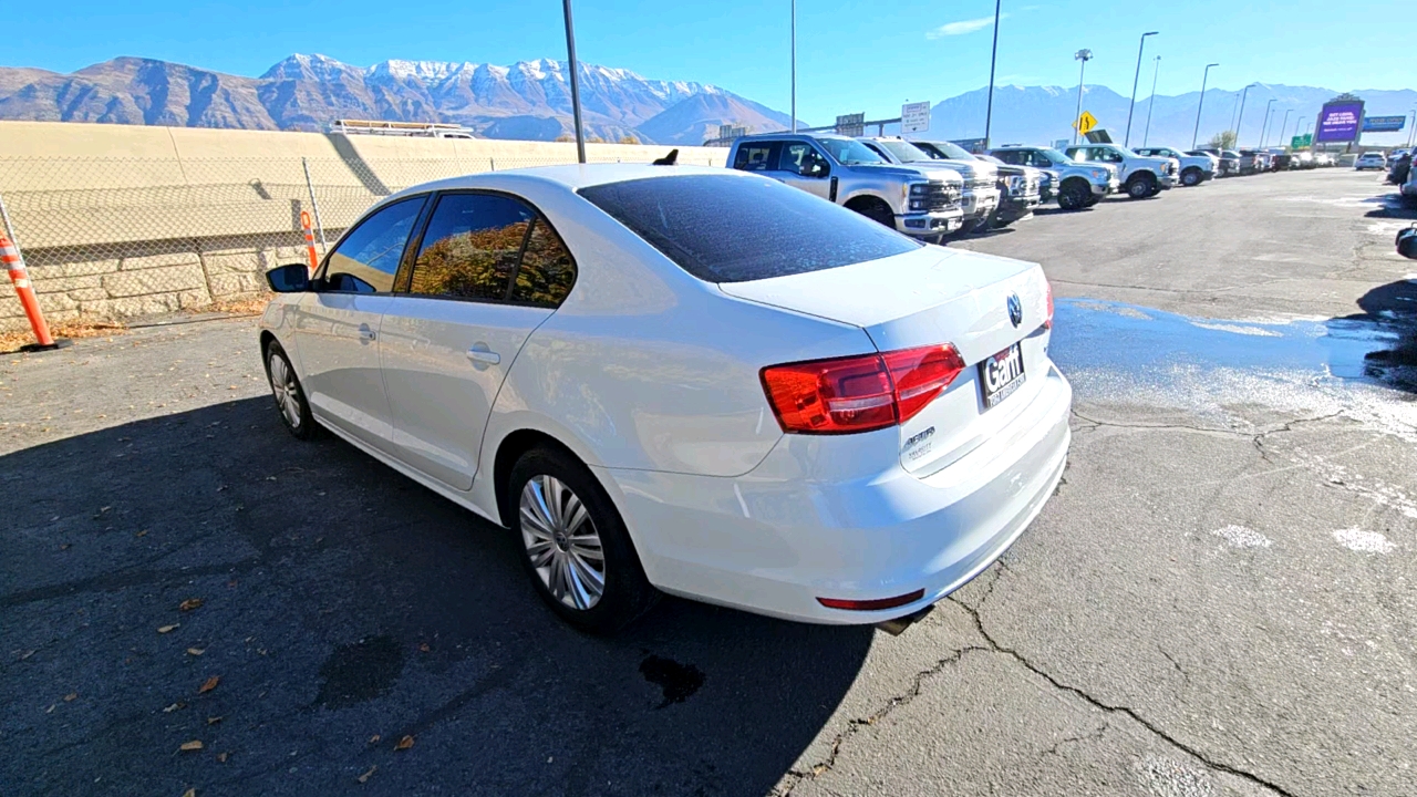 2015 Volkswagen Jetta Sedan 2.0L TDI S 3