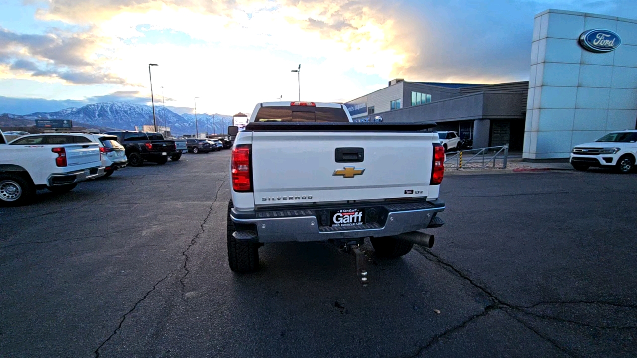 2015 Chevrolet Silverado 2500HD Built After Aug 14 LTZ 4