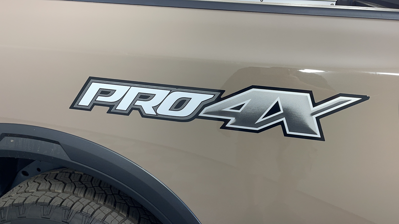 2023 Nissan Titan PRO-4X 36