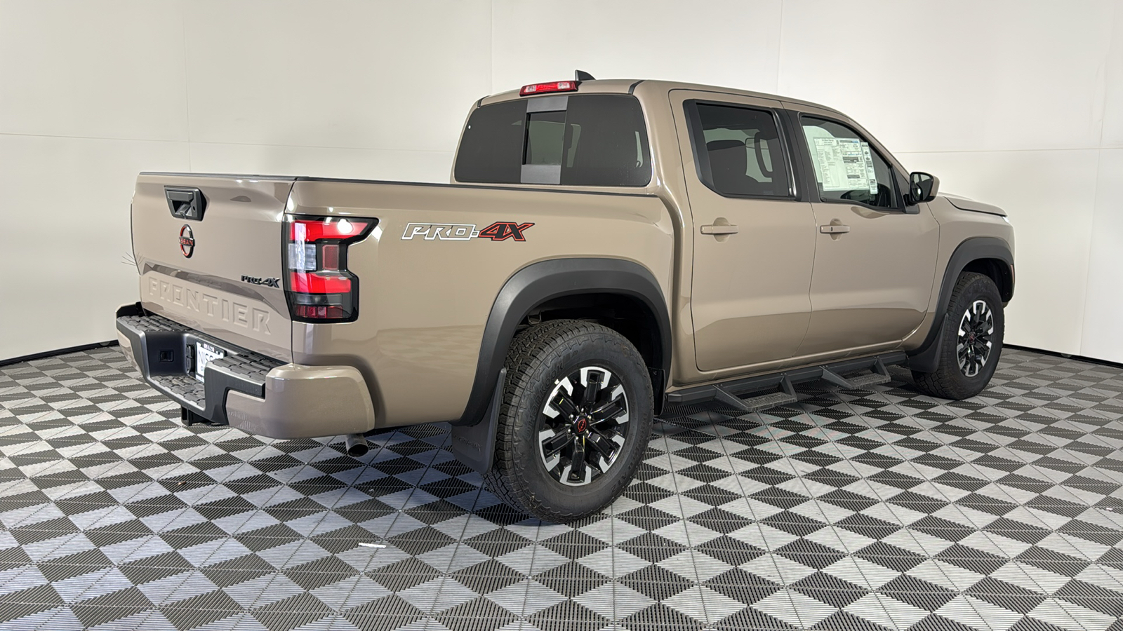 2023 Nissan Frontier PRO-4X 3