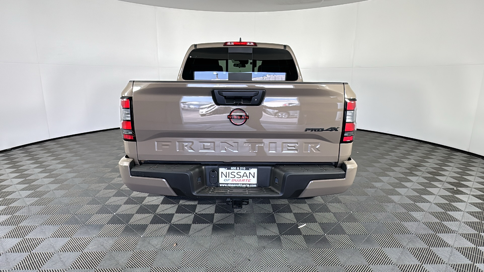 2023 Nissan Frontier PRO-4X 4