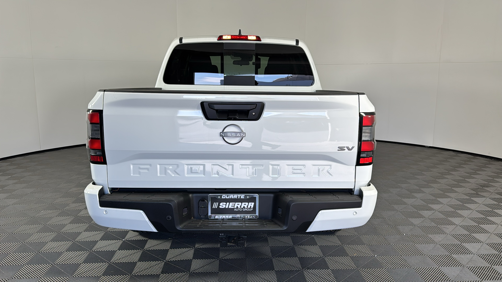 2024 Nissan Frontier SV 4