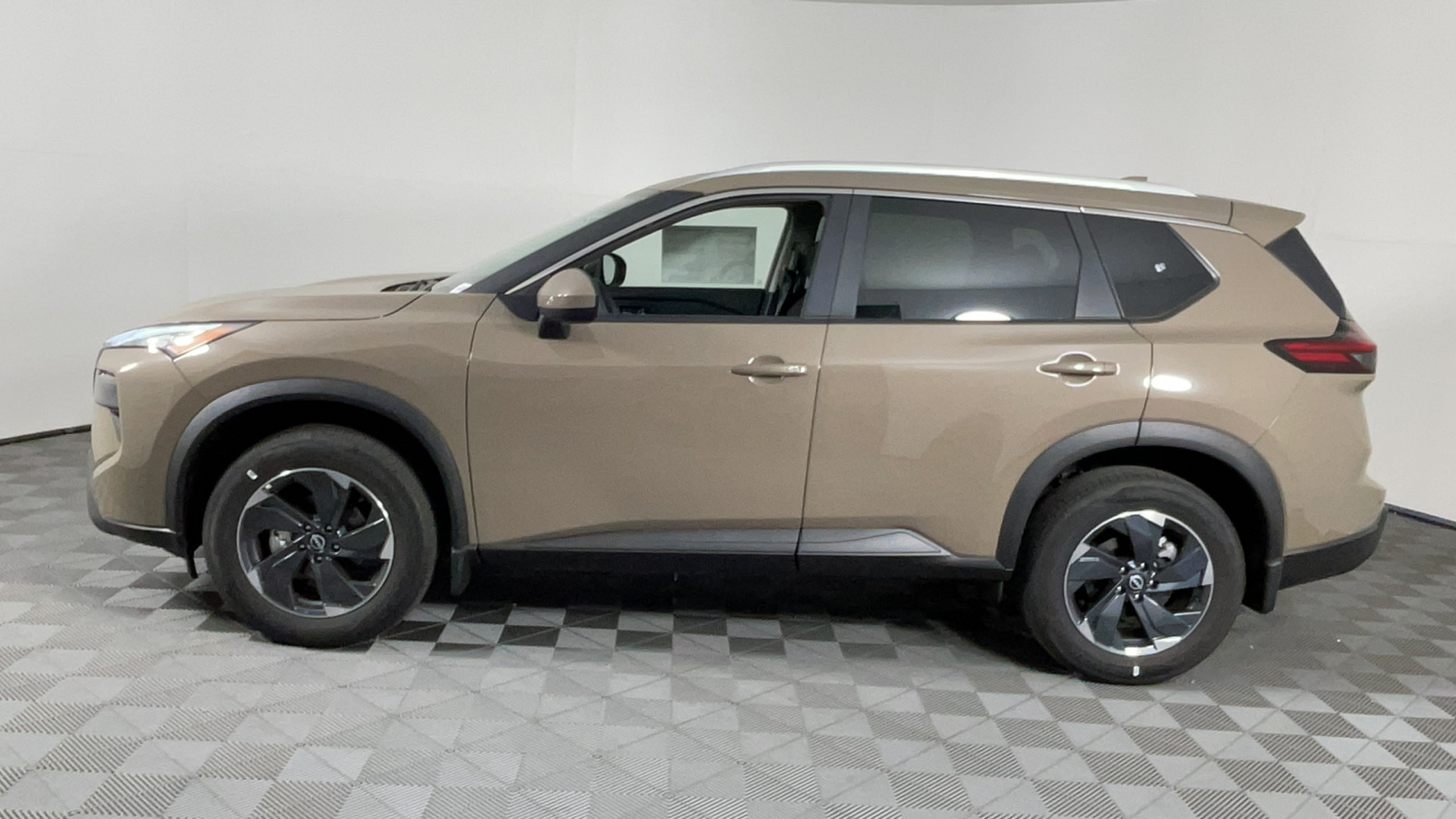 2024 Nissan Rogue SV 7