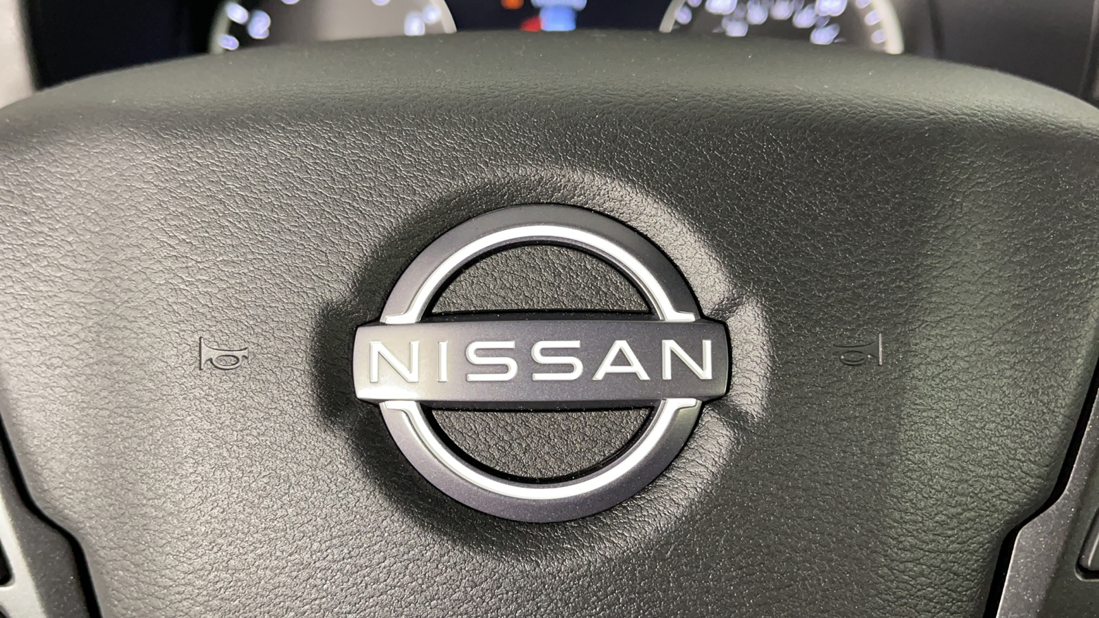 2024 Nissan Frontier SV 25