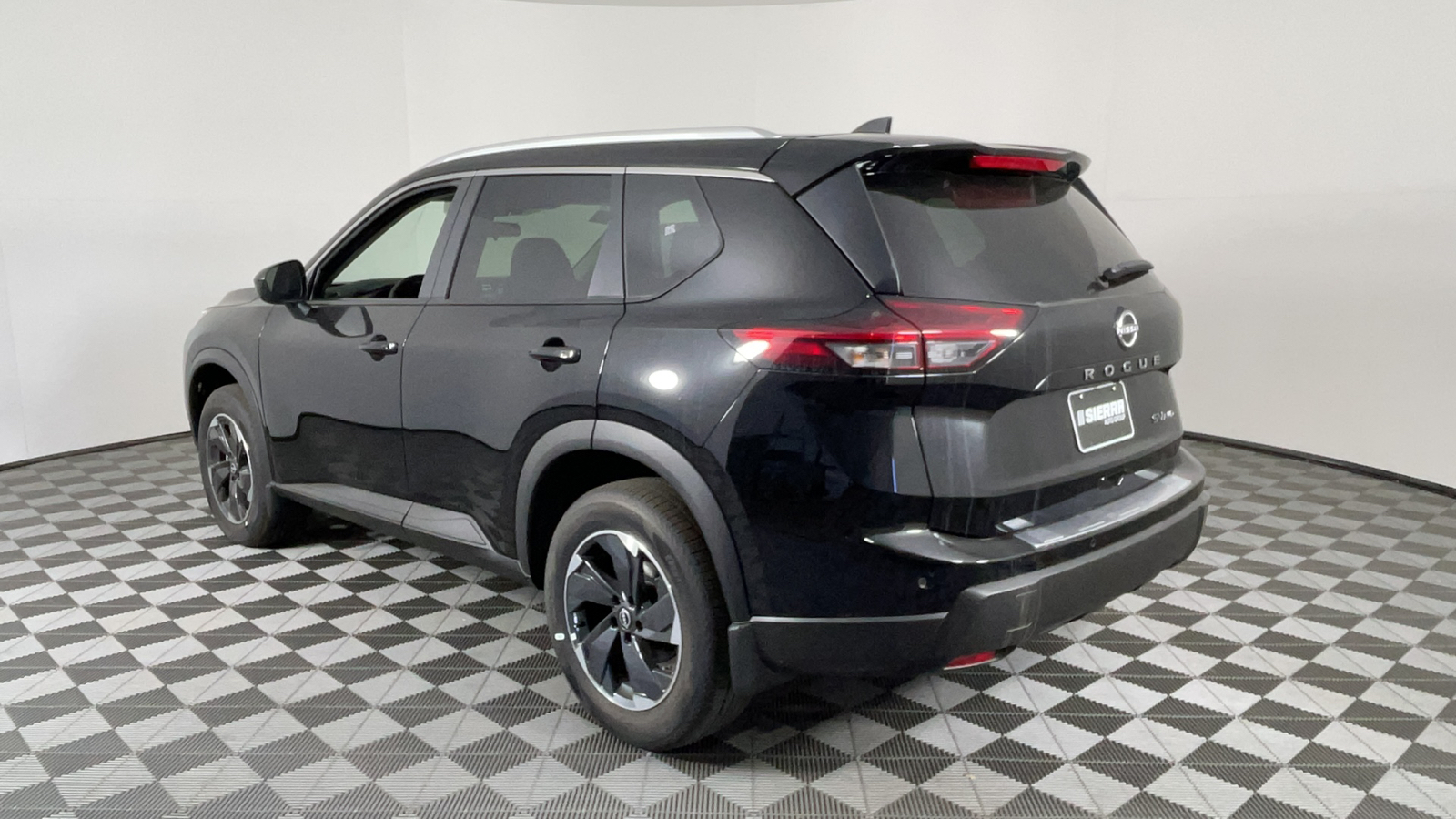 2024 Nissan Rogue SV 6