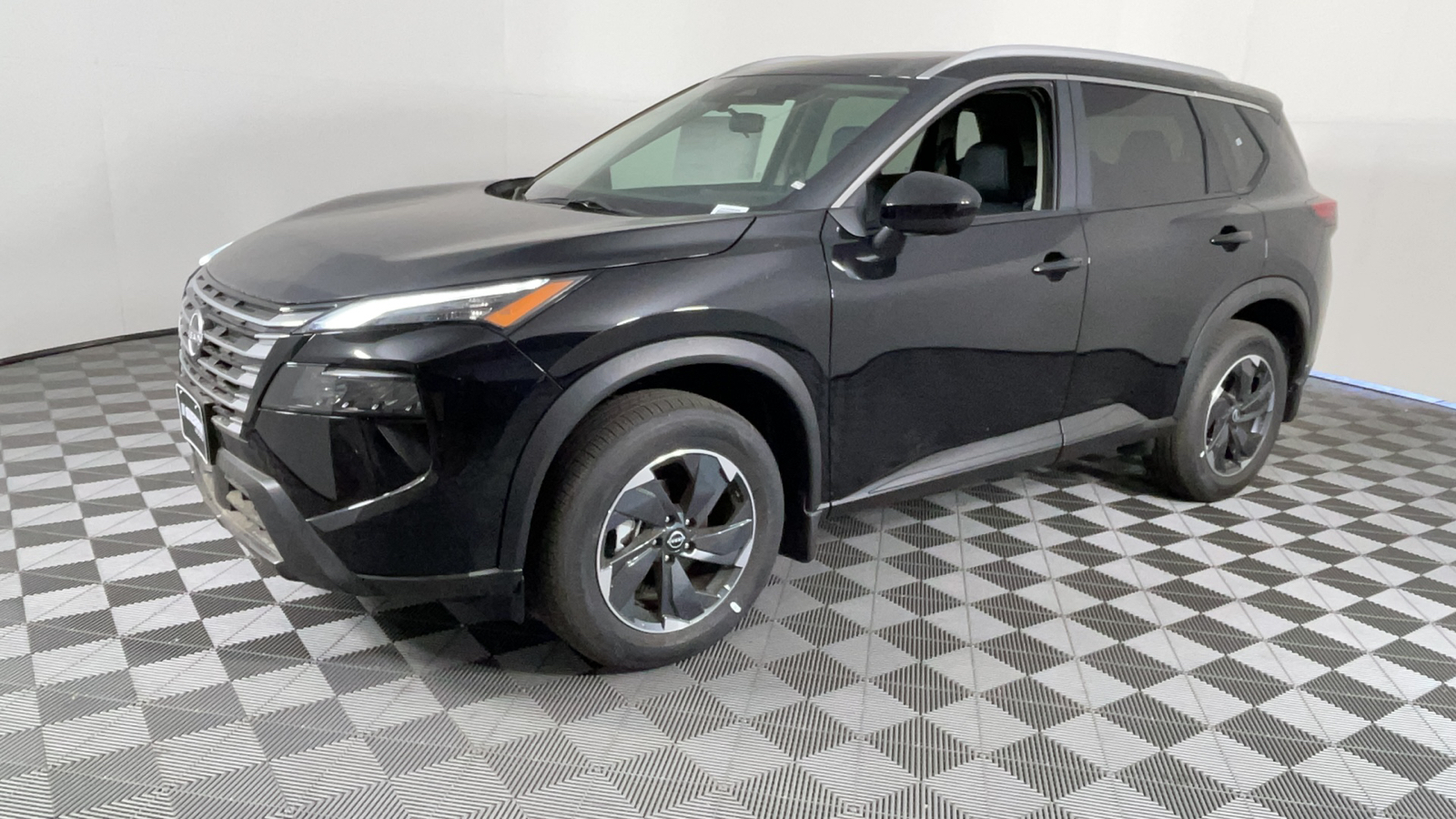 2024 Nissan Rogue SV 8