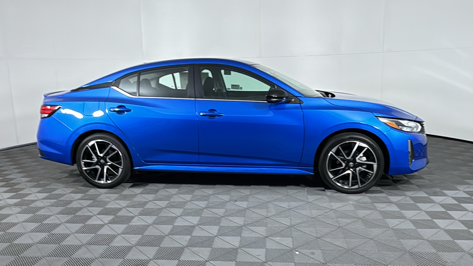 2024 Nissan Sentra SR 3