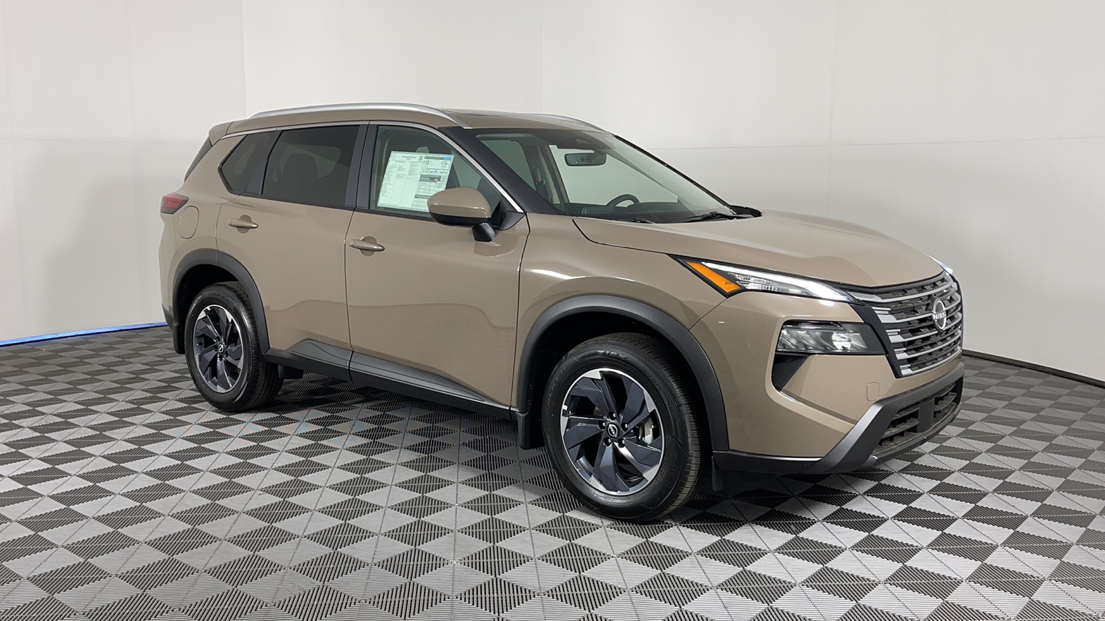 2024 Nissan Rogue SV 1