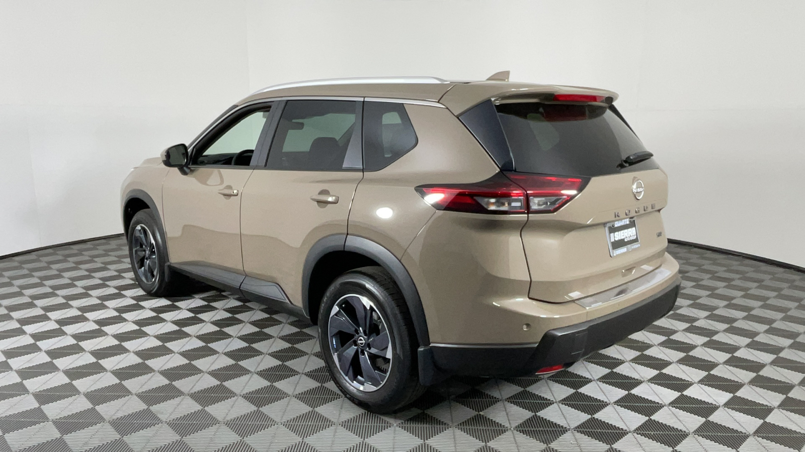 2024 Nissan Rogue SV 6