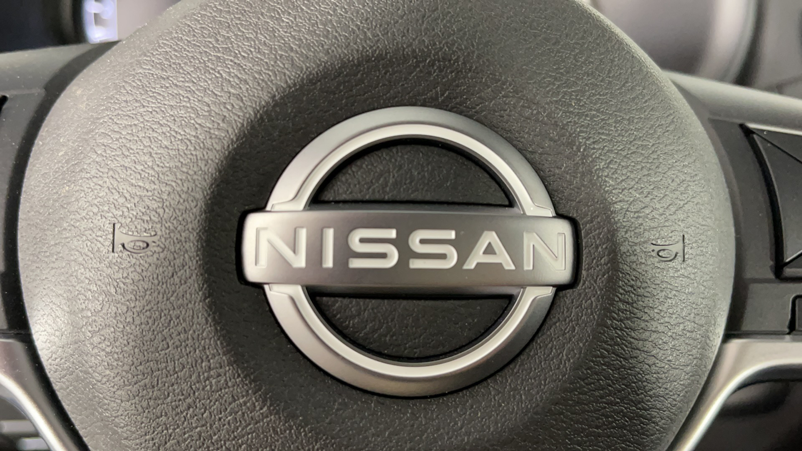 2024 Nissan Kicks SR 26