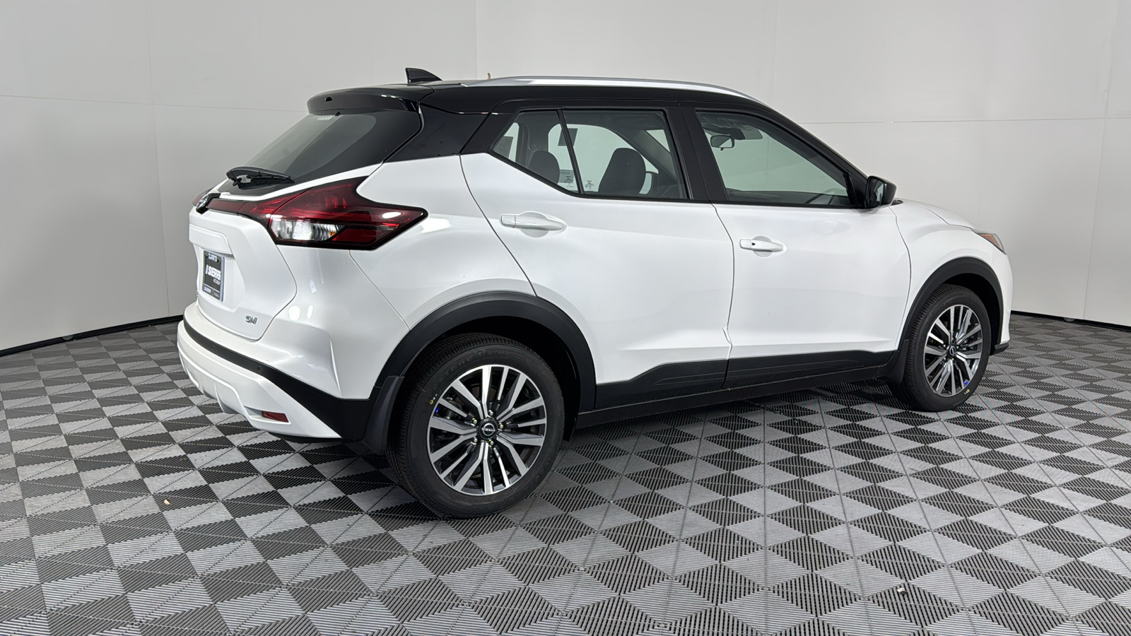 2024 Nissan Kicks SV 3