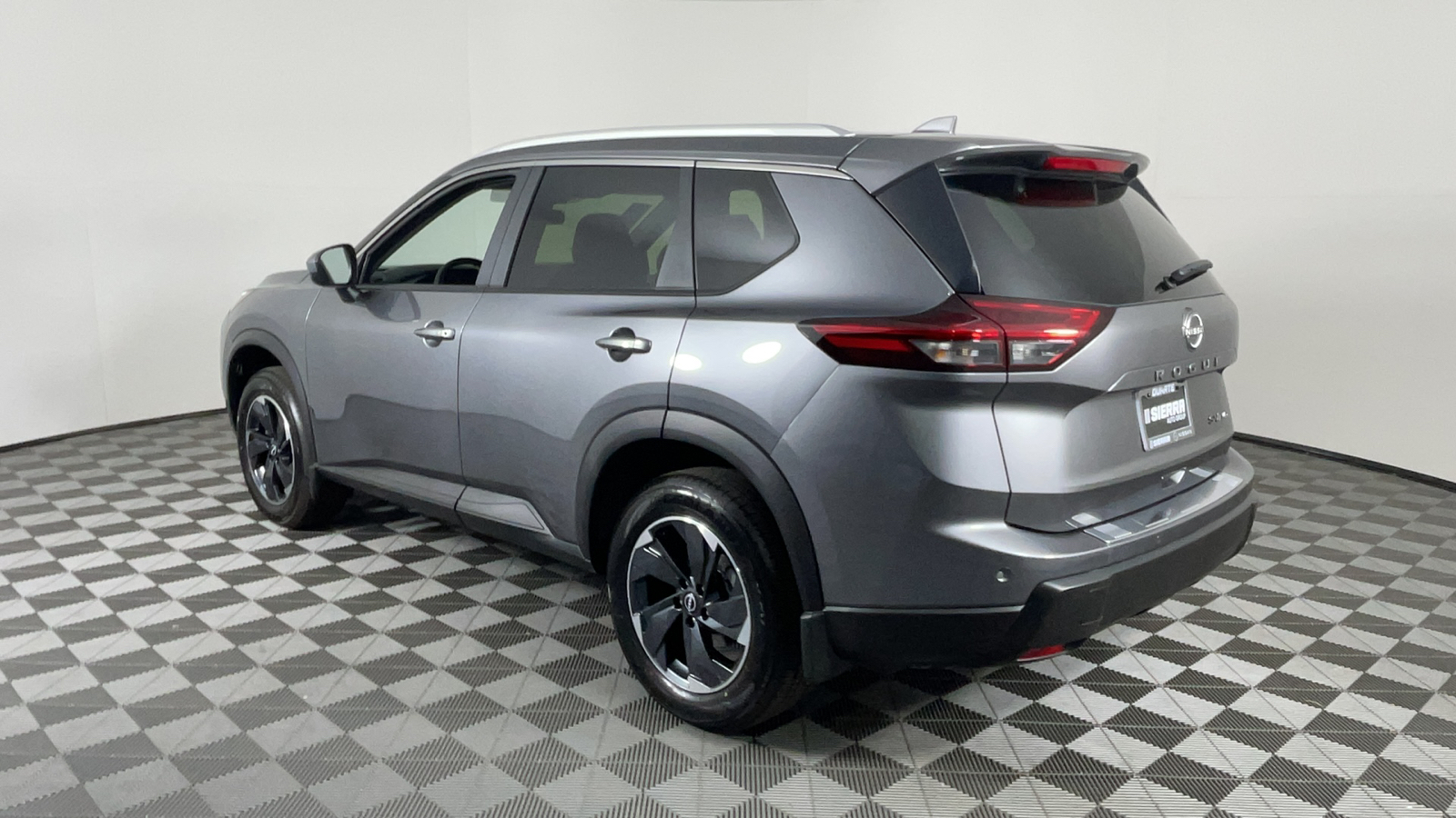 2024 Nissan Rogue SV 6