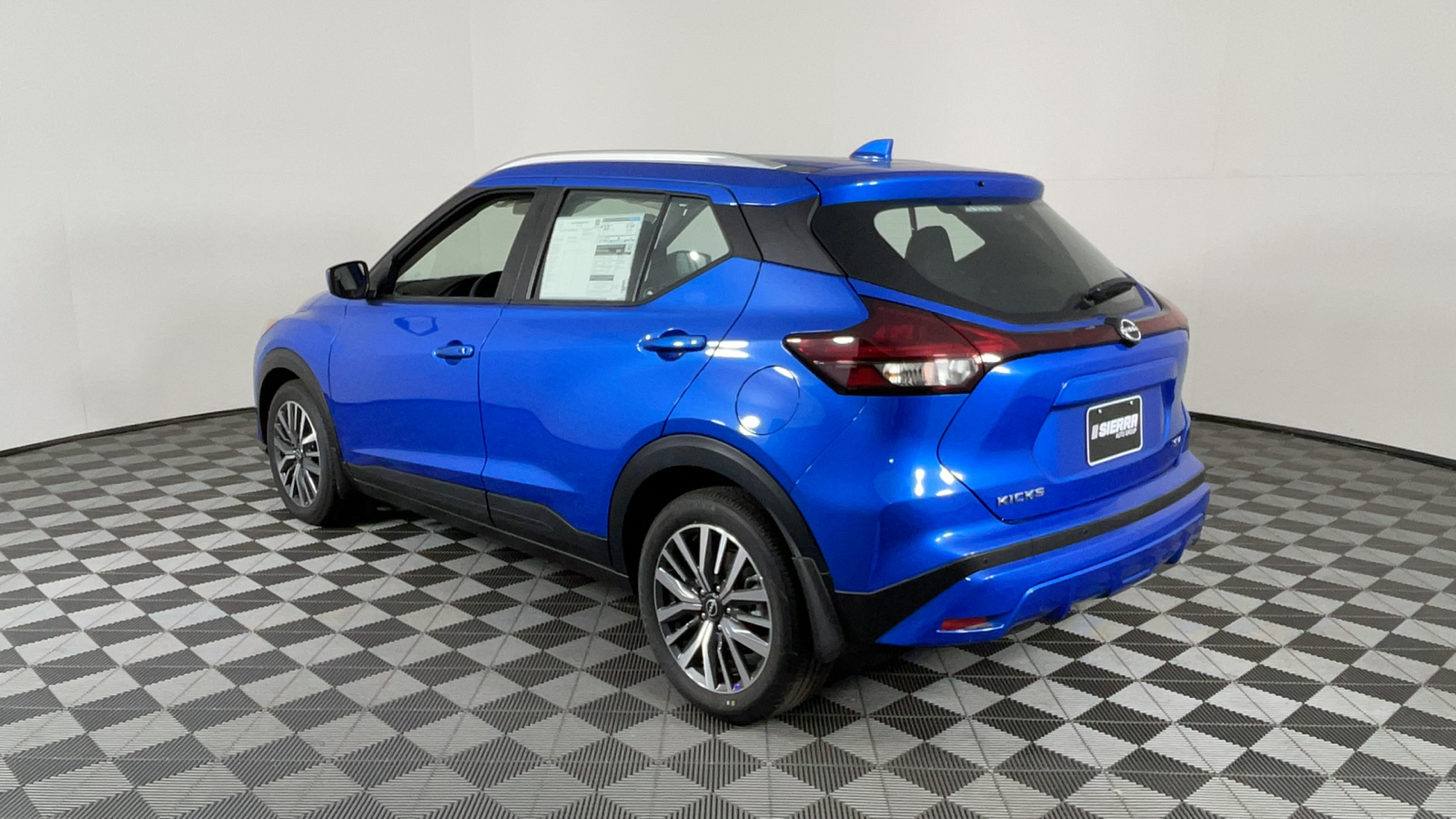 2024 Nissan Kicks SV 6