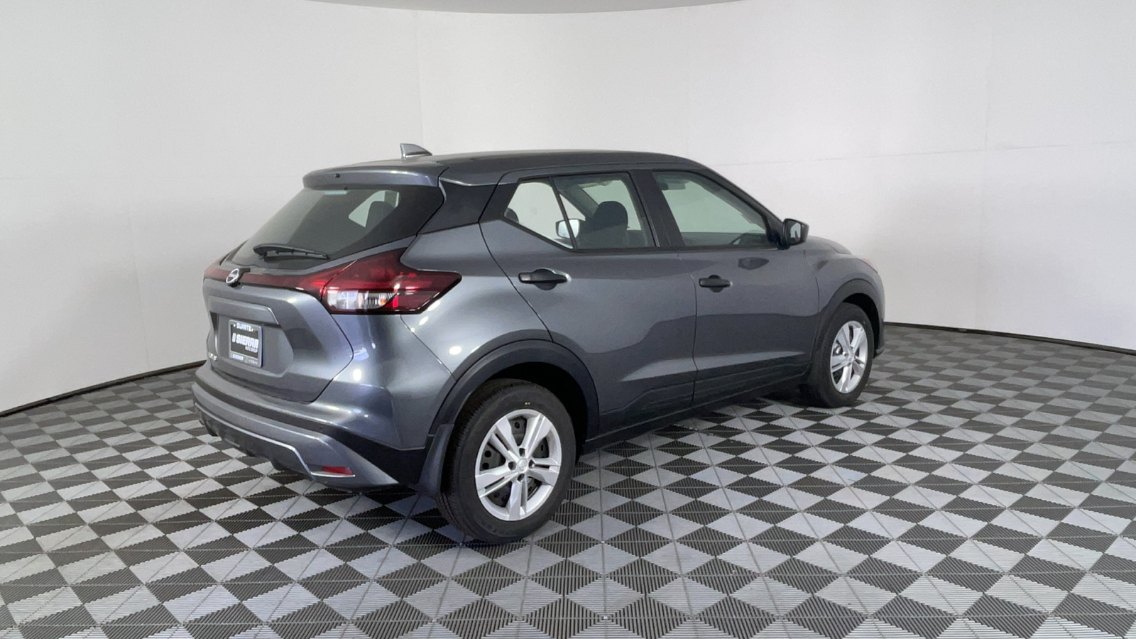 2024 Nissan Kicks S 4