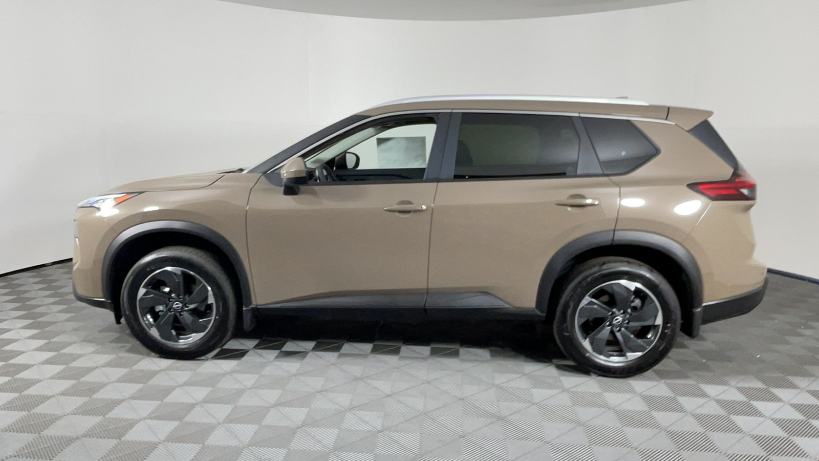 2024 Nissan Rogue SV 7