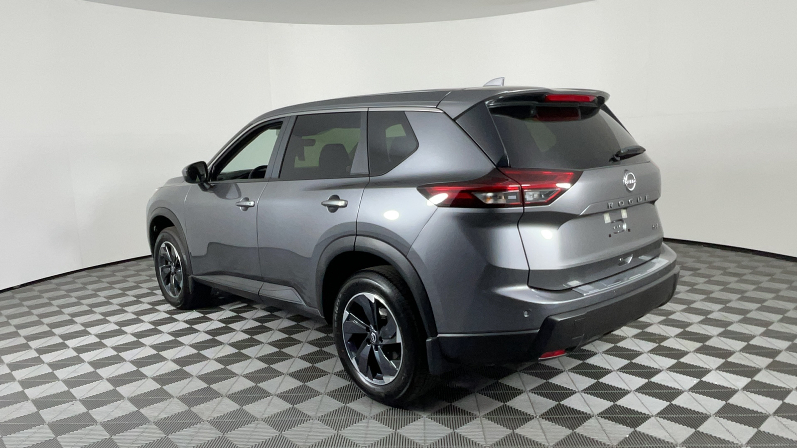 2024 Nissan Rogue SV 6