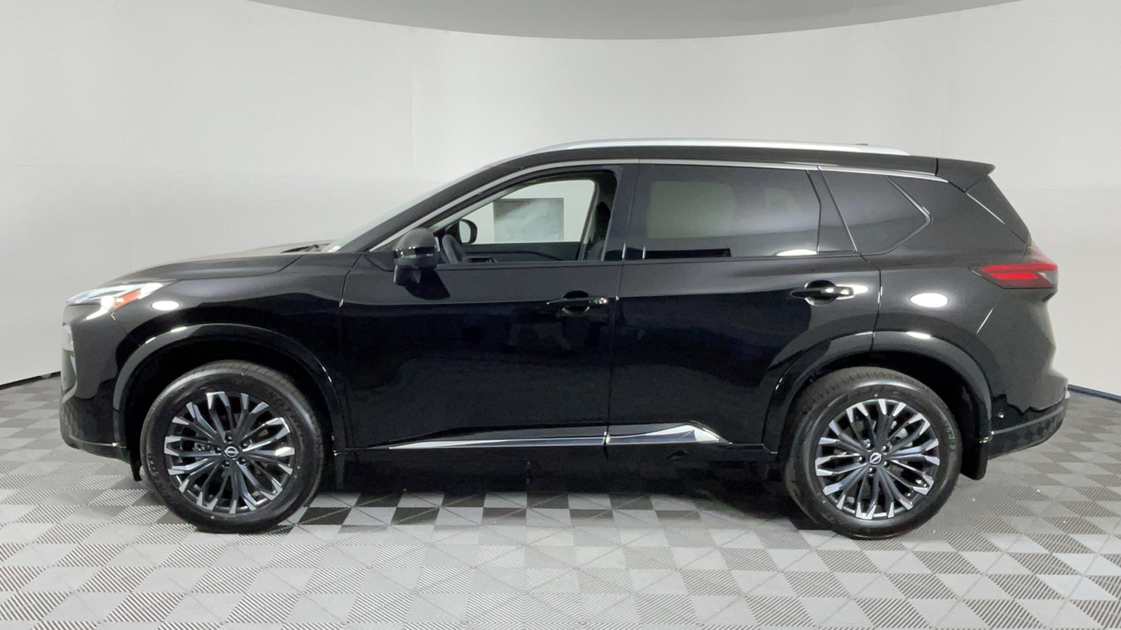 2024 Nissan Rogue Platinum 7