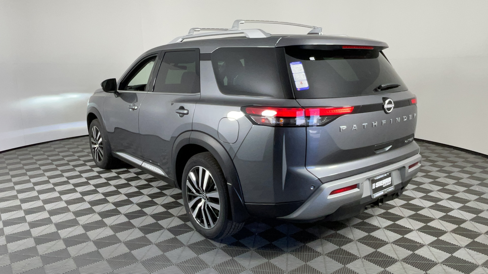 2024 Nissan Pathfinder Platinum 6