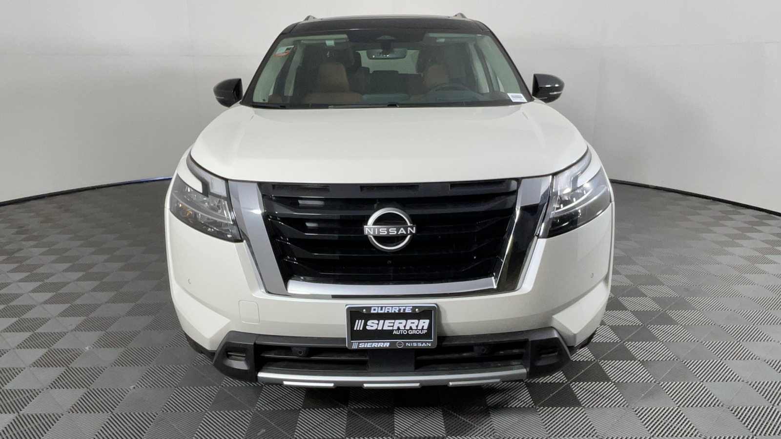 2024 Nissan Pathfinder Platinum 9