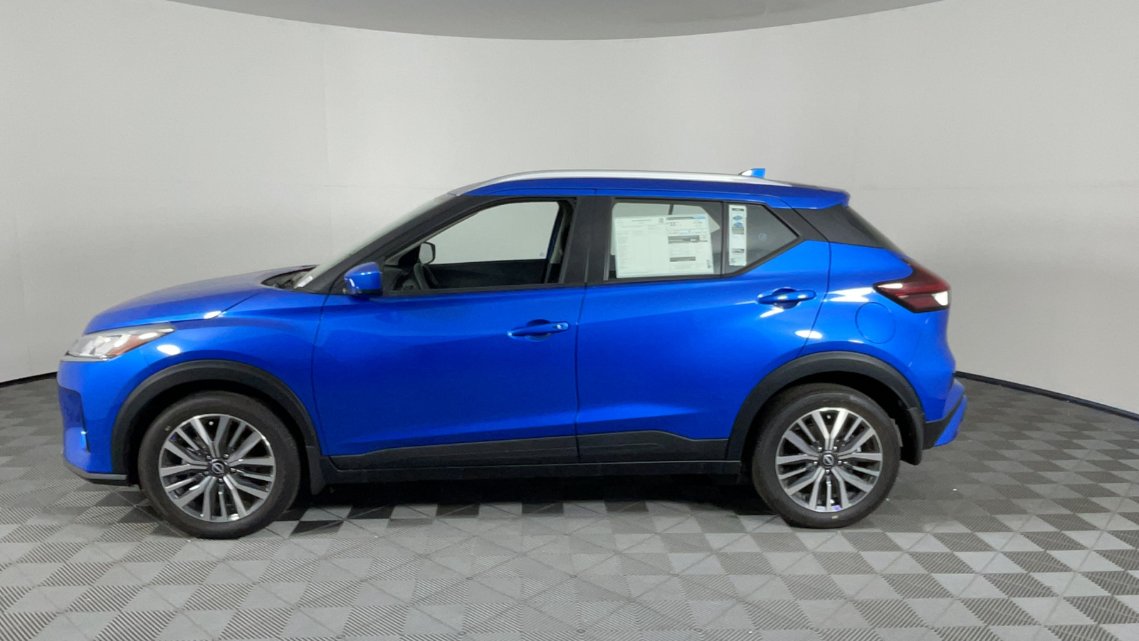 2024 Nissan Kicks SV 7