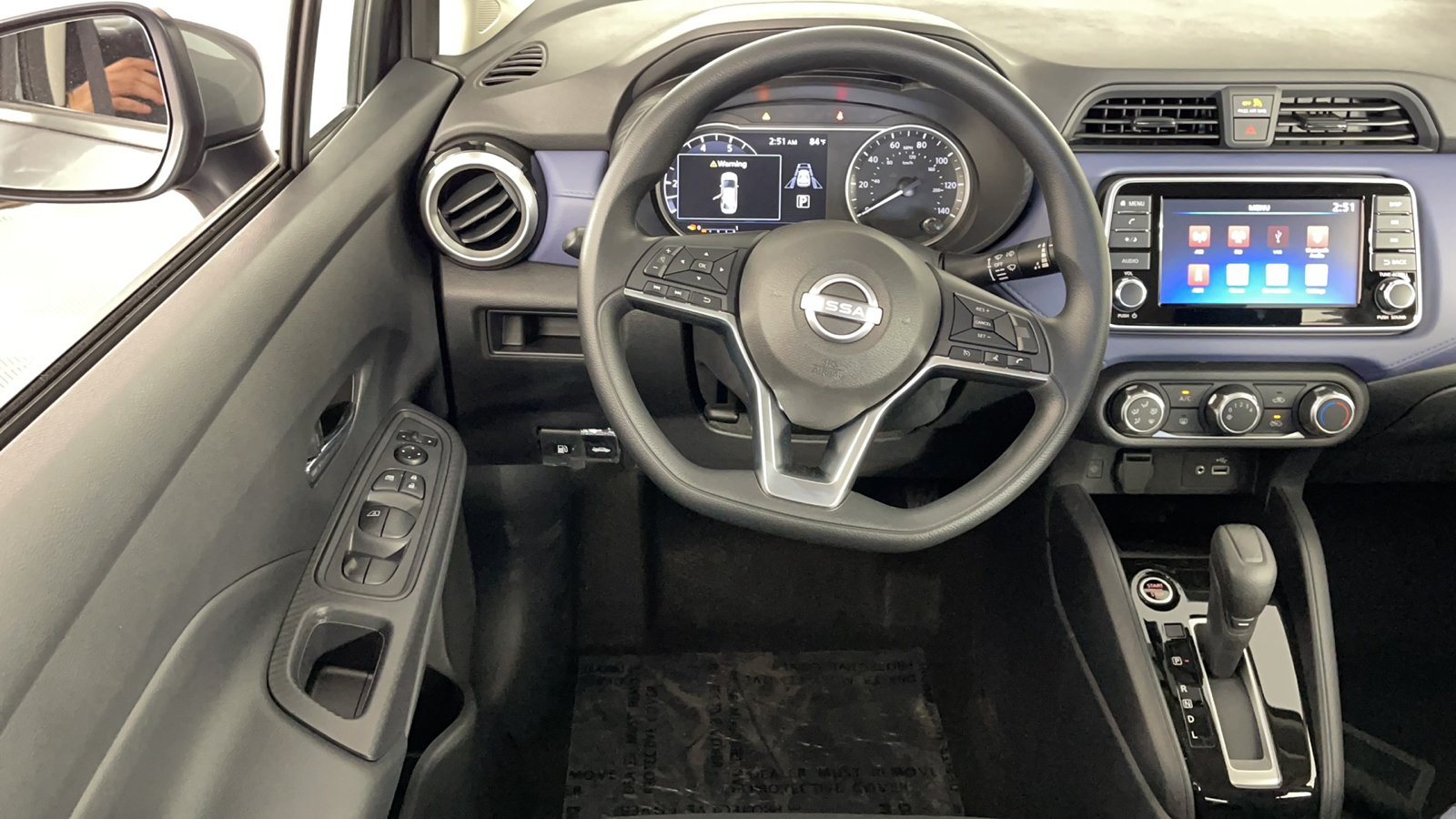 2024 Nissan Versa 1.6 SV 14