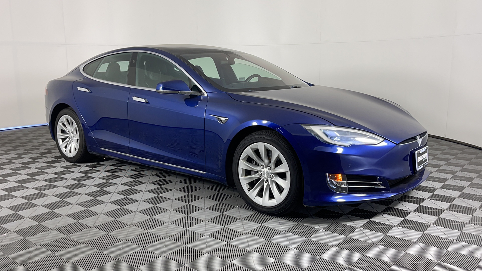 2017 Tesla Model S 90D 1