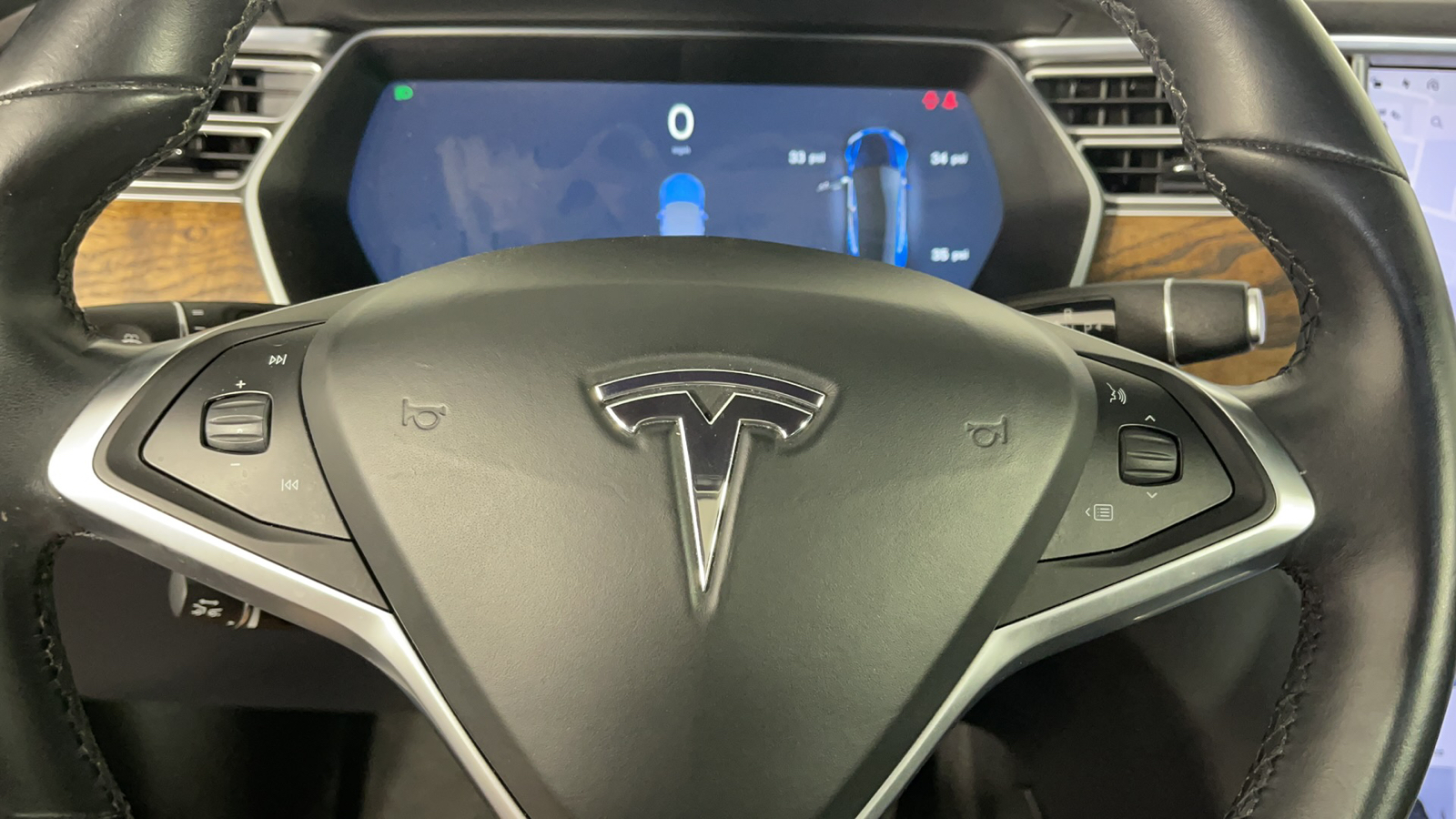 2017 Tesla Model S 90D 23